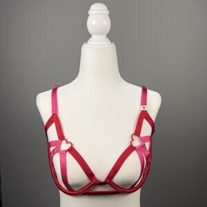 Victoria’s Secret Very Sexy Heartware Red Strappy Cutout Demi Bra Size.S NWT